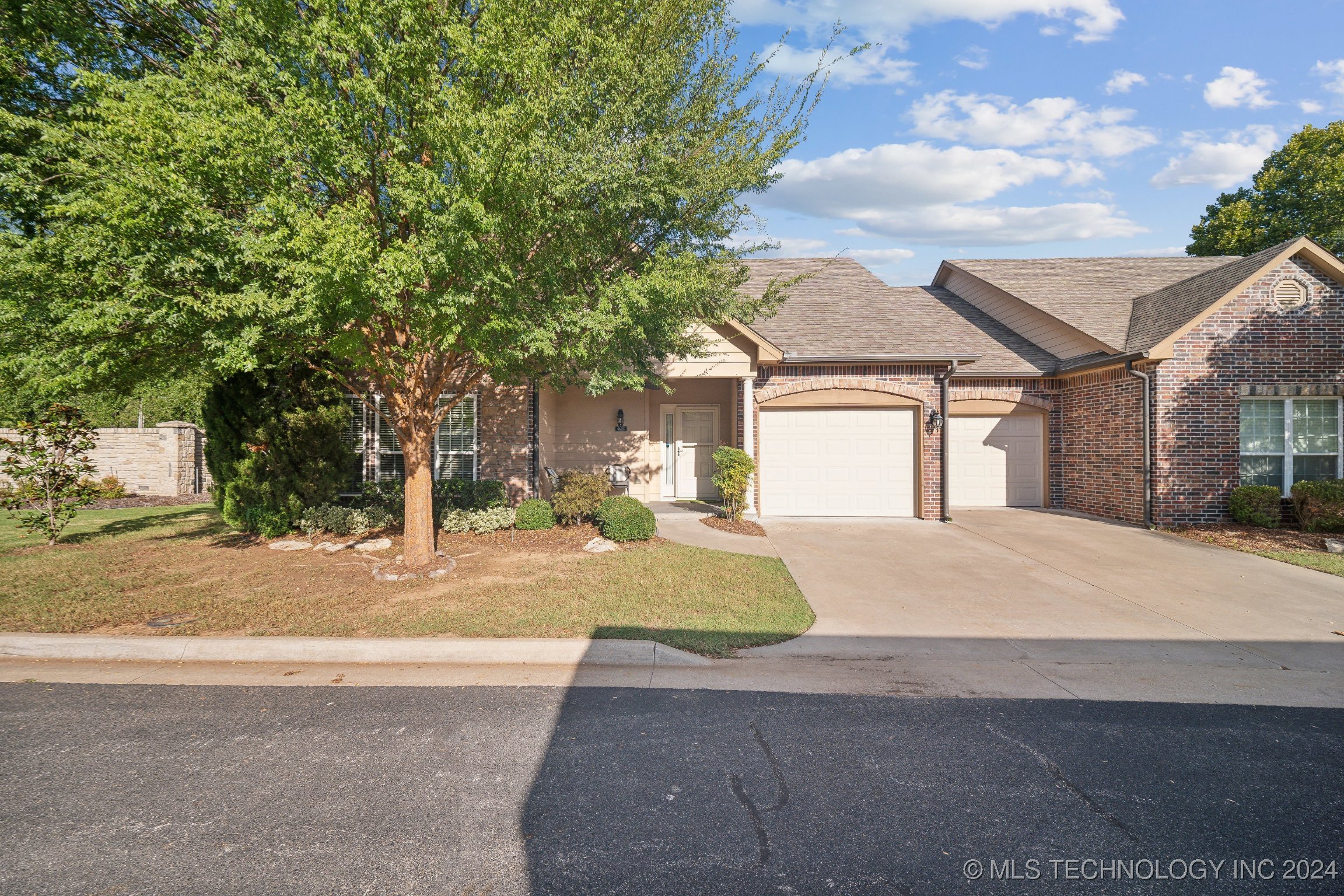 Royal Dublin Ln, Broken Arrow, OK 74011
