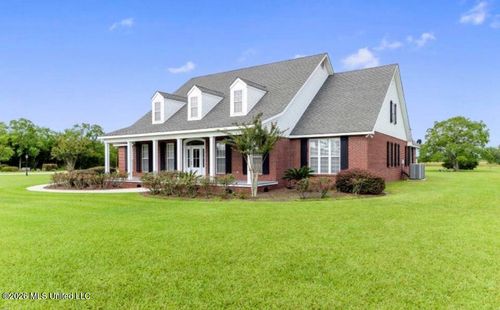 5140 Lower Bay Rd, Bay Saint Louis, MS, 39520-9147 | Card Image