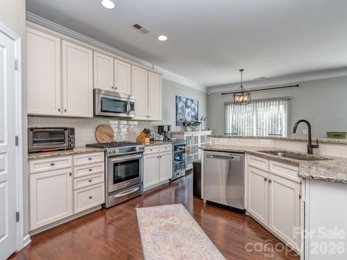 5951 Carrollton Ln, Charlotte, NC, 28210-3020 | Card Image