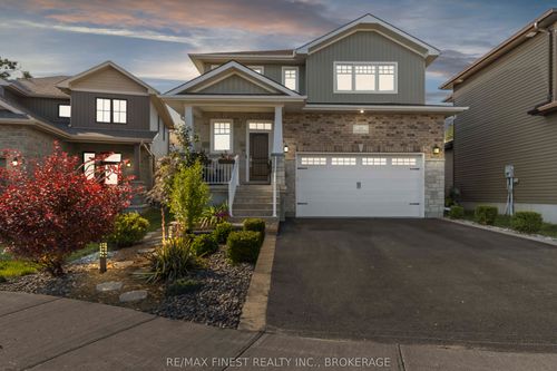 157 Islandview Dr, Amherstview, ON, K7N0A5 | Card Image