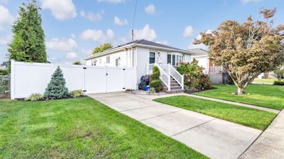 3318 Murdock Avenue, House other with 3 bedrooms, 2 bathrooms and null parking in Oceanside NY | Image 2