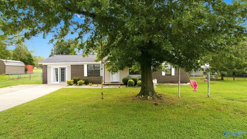 184 Chesapeake Dr, Scottsboro, AL, 35769-6054 | Card Image