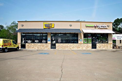 220 S Palestine St, Athens, TX, 75751-2508 | Card Image
