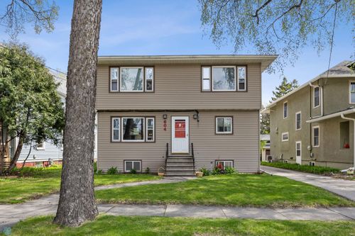604 9th St S, Fargo, ND, 58103-2677 | Card Image