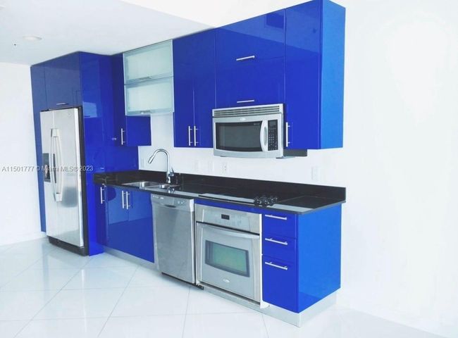 APT-3205 - 60 Sw 13 Th St, Condo with 1 bedrooms, 2 bathrooms and null parking in Miami FL | Image 5