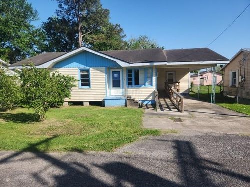 805 Dr Martin Luther King Dr, Napoleonville, LA, 70390 | Card Image