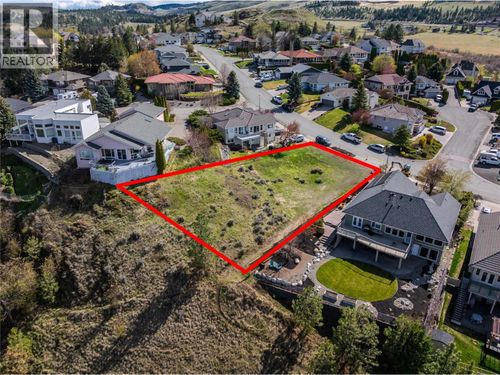 202 Chancellor Dr, Kamloops, BC, V2E2M1 | Card Image