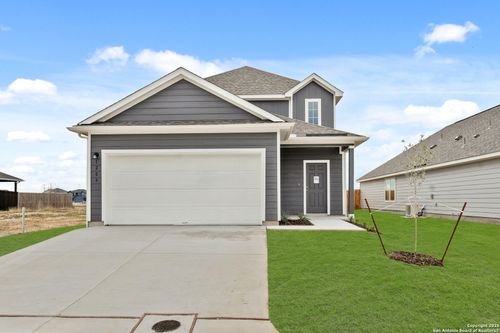 1209 Lauraine, Seguin, TX, 78155-3325 | Card Image