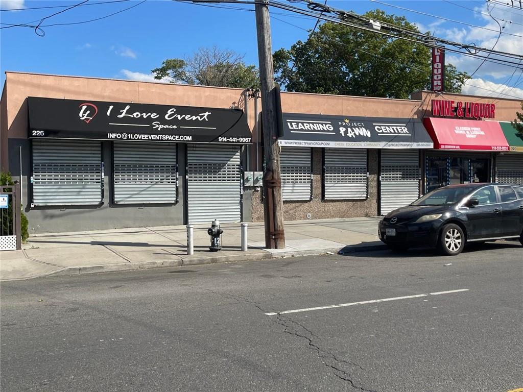 Commercial Sale in New York