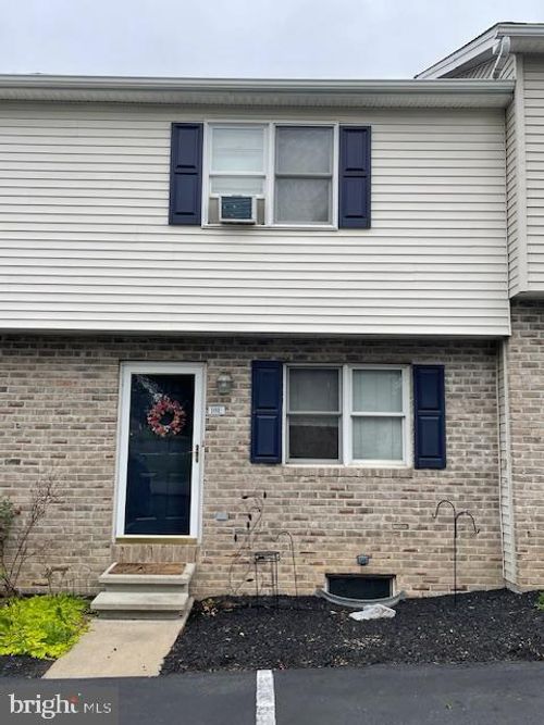 apt-e-10 Taylor Dr, REEDSVILLE, PA, 17084-9752 | Card Image