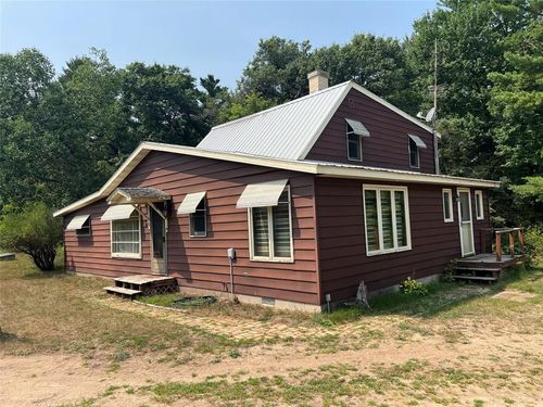8348 Valentine Rd, Black River Falls, WI, 54615 | Card Image
