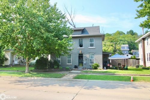331 Avenue E, Fort Madison, IA, 52627-3015 | Card Image