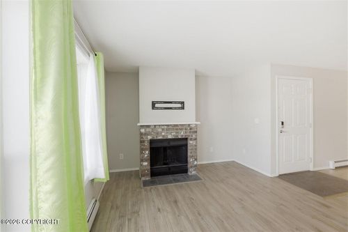 11-329 E 14th Ave, Anchorage, AK, 99501-5291 | Card Image