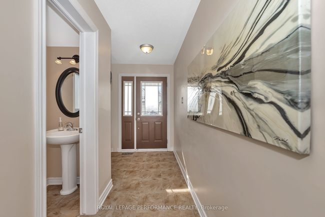 A - 22 Steel St, House attached with 3 bedrooms, 3 bathrooms and 1 parking in Gloucester ON | Image 4