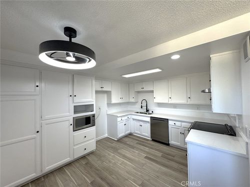 apt-18-14919 S Normandie Ave, Gardena, CA, 90247-2945 | Card Image