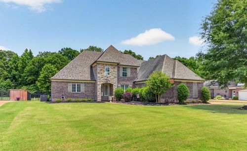 6000 Brandon Brook Dr, Arlington, TN, 38002-6803 | Card Image