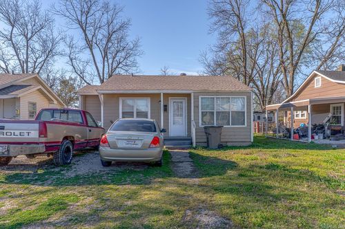 524 E Main St, Paragould, AR, 72450-4538 | Card Image