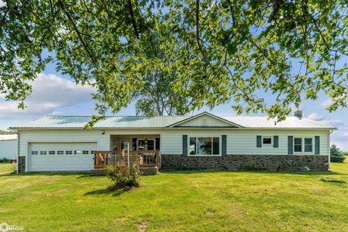 2017 Newton Ave, Tipton, IA, 52772-9352 | Card Image