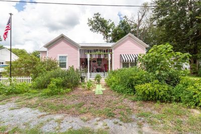 1213 East Street, House other with 2 bedrooms, 2 bathrooms and 1 parking in Vinton LA | Image 1