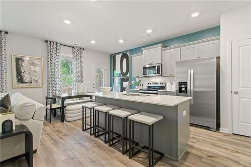 671 Treasure Dr, Stockbridge, GA, 30281-2546 | Card Image