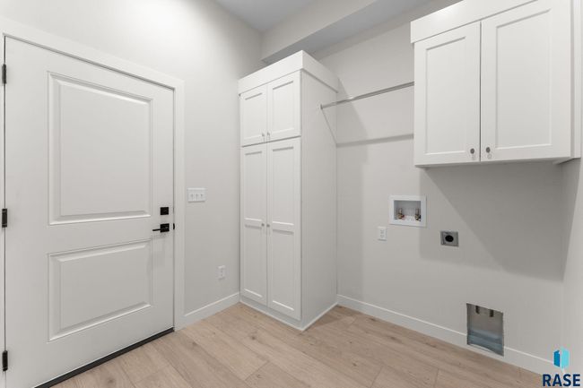 106 N Bryggen Pl, Townhouse with 3 bedrooms, 3 bathrooms and null parking in Sioux Falls SD | Image 11