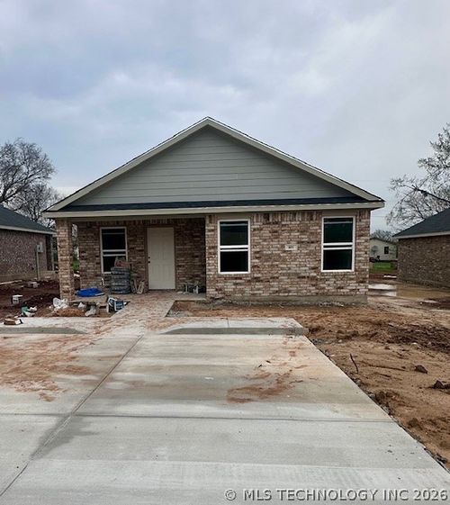 605 E Wolf Street, Madill, OK, 73446 | Card Image