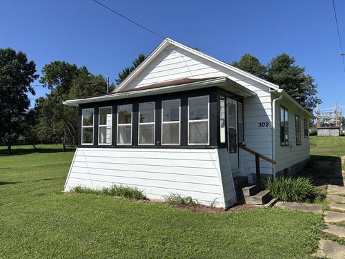 302 S Forest St, Marienville, PA, 16239-1039 | Card Image
