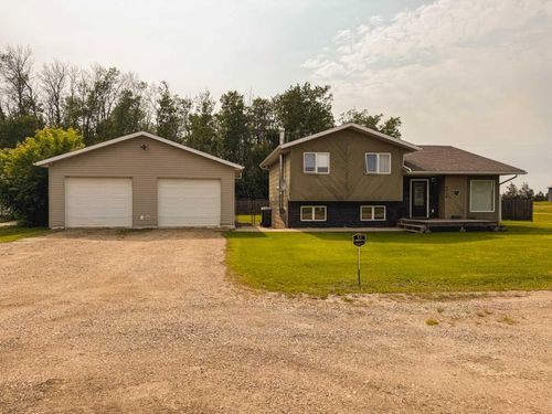 4914 52 Street, Eaglesham, AB, T0H1H0 | Card Image