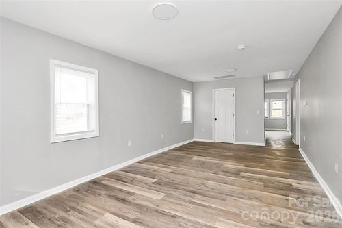 55 Dunn St, Belmont, NC, 28012-2726 | Card Image