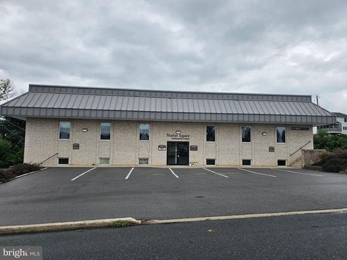4-1977 Market Square Blvd, WAYNESBORO, PA, 17268-3811 | Card Image