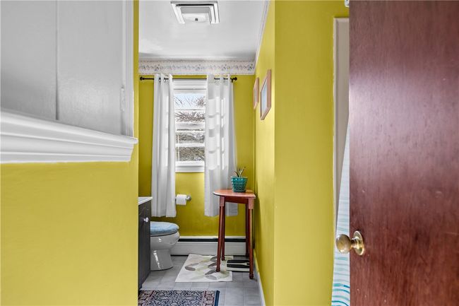 9 Continental Dr, House other with 3 bedrooms, 3 bathrooms and 3 parking in Middletown RI | Image 29