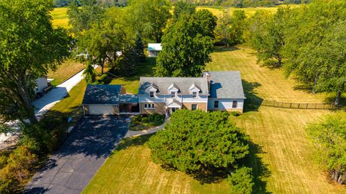 11922 47th Ave, PLEASANT PRAIRIE, WI, 53158-3616 | Card Image