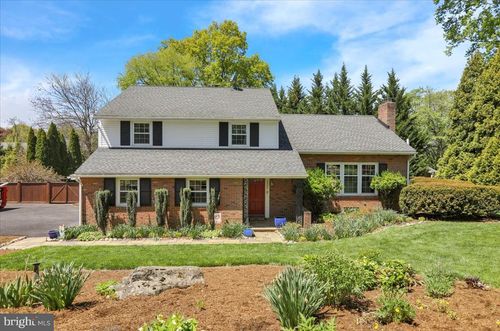 1605 Farr Rd, READING, PA, 19610-2808 | Card Image