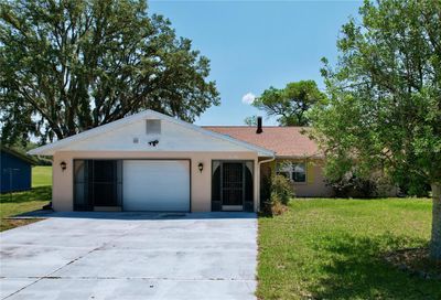 6136 Fairway Drive, House other with 3 bedrooms, 2 bathrooms and null parking in Ridge Manor FL | Image 1