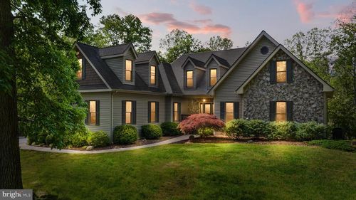 136 Holly Berry Rd, FREDERICKSBURG, VA, 22406-5335 | Card Image