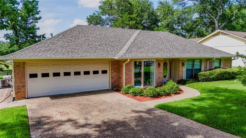 1608 Yosemite Dr, Tyler, TX, 75703-2047 | Card Image