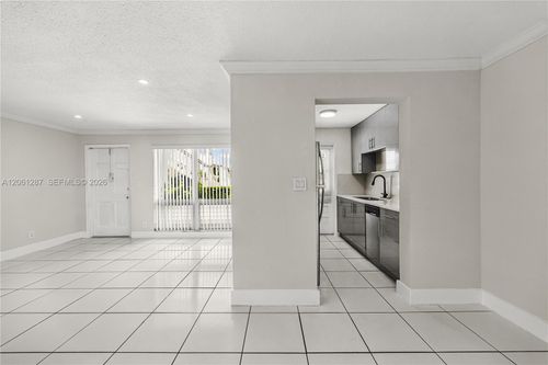 107-5450 Hollywood Boulevard, Hollywood, FL, 33021 | Card Image