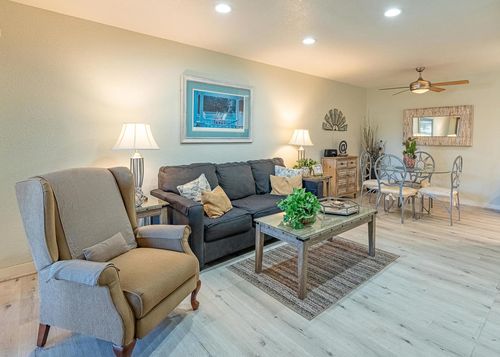 104-2820 N Arcadia Ct, Palm Springs, CA, 92262-1640 | Card Image