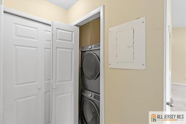APT-11 - 202 Salem Ct, Condo with 2 bedrooms, 1 bathrooms and null parking in Princeton NJ | Image 15