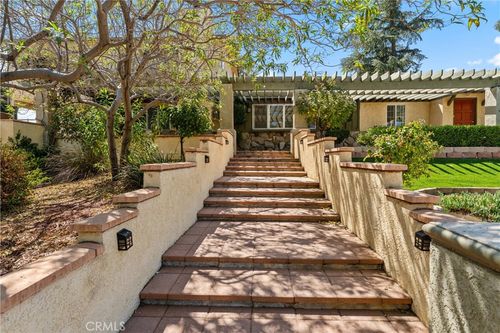 40017 90th St W, Leona Valley, CA, 93551-7429 | Card Image