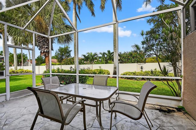 9675 Crescent View Dr N, Condo with 3 bedrooms, 2 bathrooms and null parking in Boynton Beach FL | Image 33