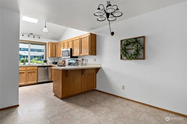 2 - 187 Ne Nunan Loop, Townhouse with 3 bedrooms, 2 bathrooms and null parking in Oak Harbor WA | Image 12