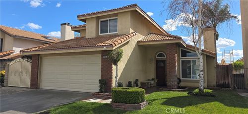 17051 Fern St, Fontana, CA, 92336-3222 | Card Image