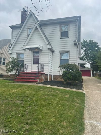 5183 Thomas Street, House other with 3 bedrooms, 2 bathrooms and null parking in Maple Heights OH | Image 2