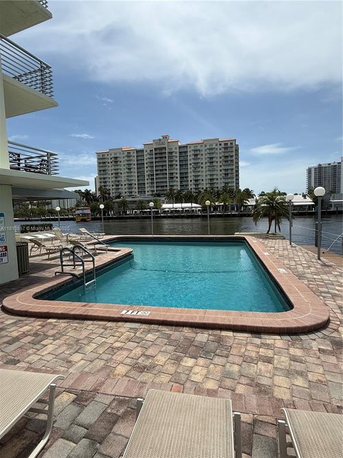 apt-7-2900 Ne 30th St, Fort Lauderdale, FL, 33306-1903 | Card Image