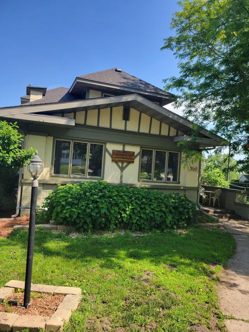 560 E 7th St, Red Wing, MN, 55066-2804 | Card Image