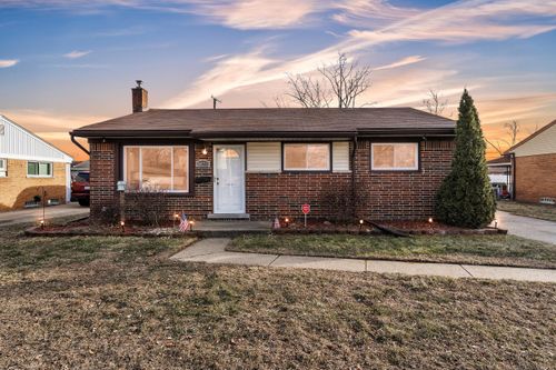 34551 Hiveley St, Westland, MI, 48186-4322 | Card Image