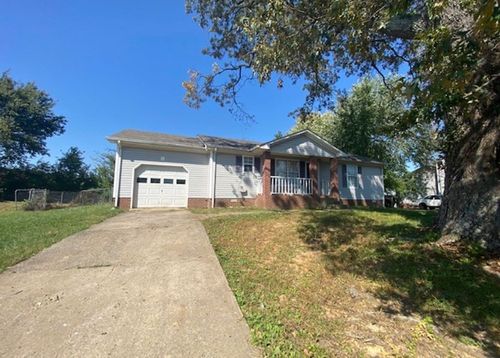 812 Washington Ave, Oak Grove, KY, 42262-8247 | Card Image