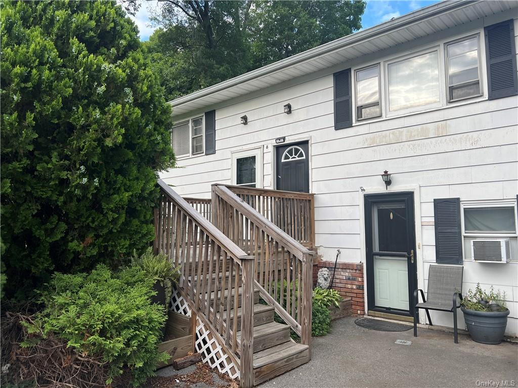 Mecca Dr, Salisbury Mills, NY 12577