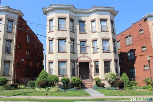 3a-28 Essex St, Hartford, CT, 06114-1086 | Card Image